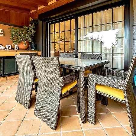 Townhouse In La Duquesa Сasa de vacaciones Costa Adeje (Tenerife)